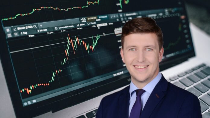 Dr Kolek: Polsce nie grozi niewypłacalność, ale będziemy obsługiwać zobowiązania większym wysiłkiem