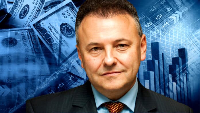 Ekonomia polityczna. Witold Orłowski, Beata Tomczyk